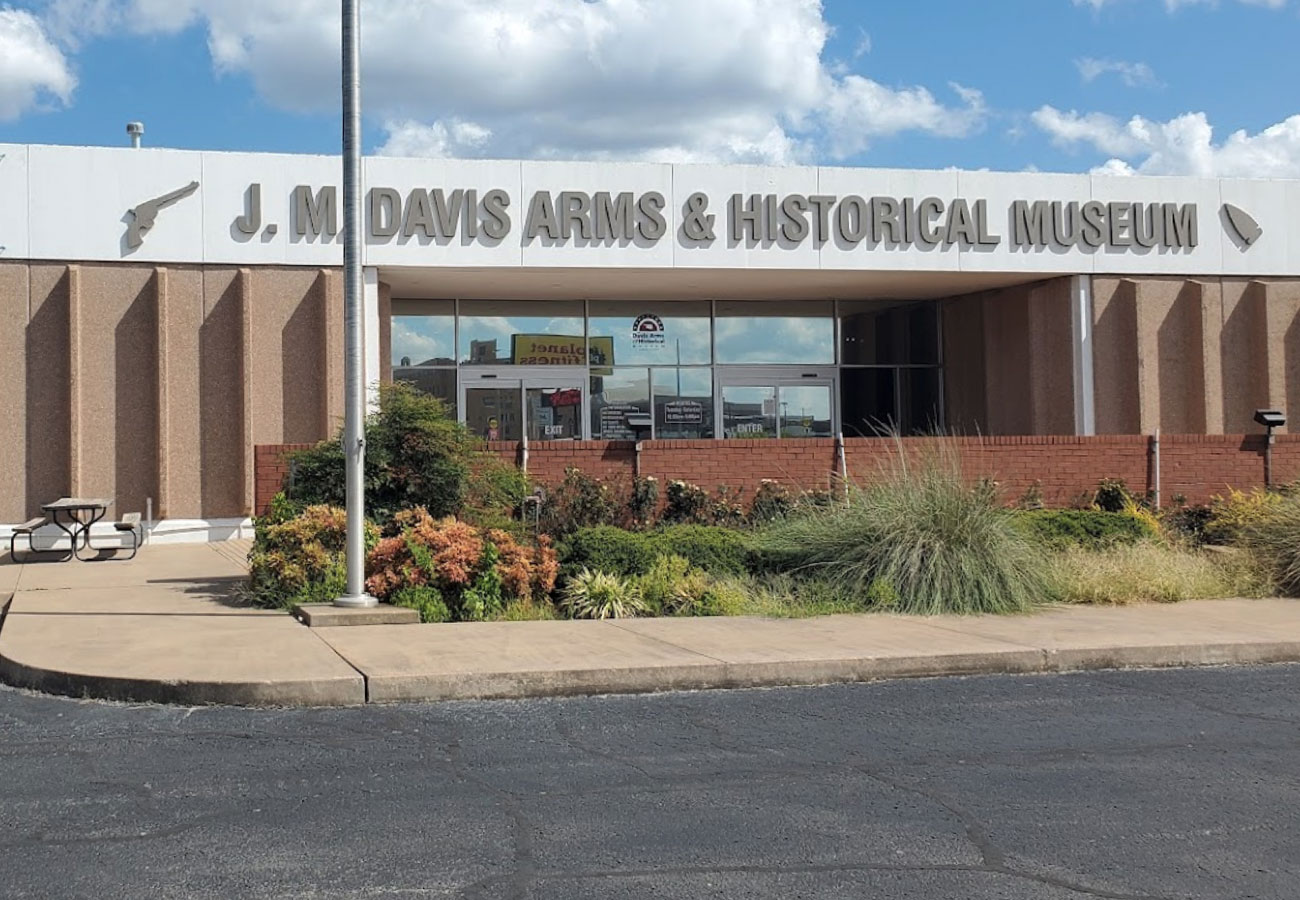 J.M. Davis Arms & Historical Musuem